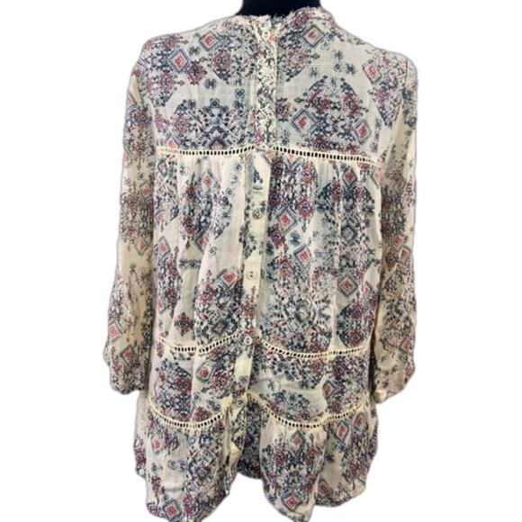 Lucky Brand Crochet Size M button down back, 3/4 sleeves GUC - Picture 4 of 10